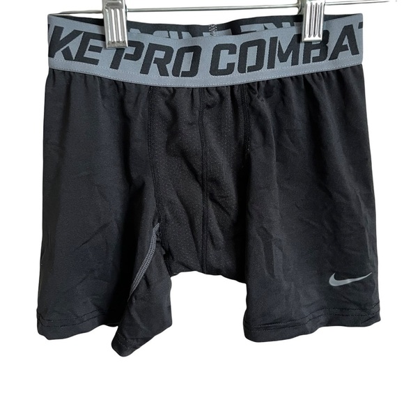 Nike Pro Combat Compression Dri Fit Boys Shorts - Picture 1 of 6